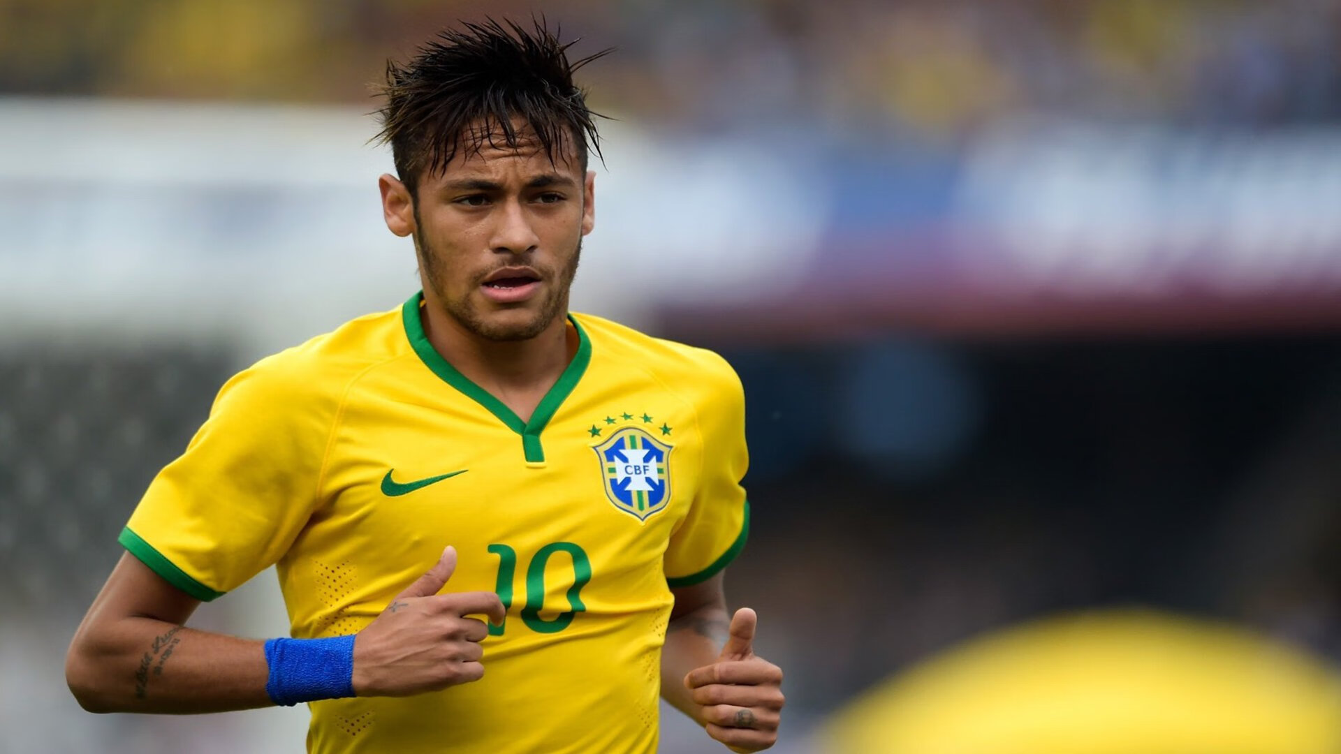 德国男子100米选手在预赛中表现出色,晋级半决赛,德国女子100米运动员luckenkemper